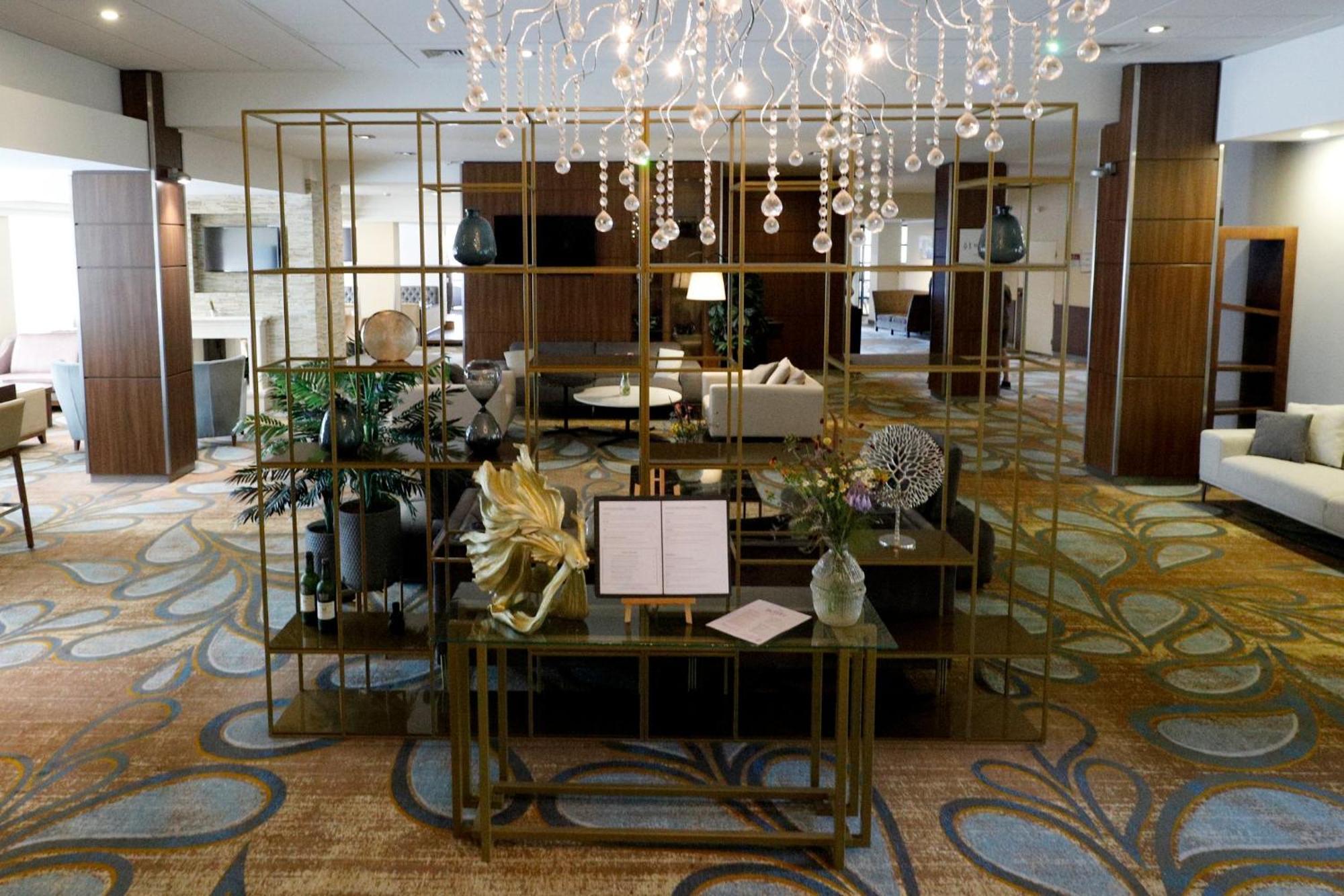 คราวน์ พลาซา มาสทริชท์ Hotel ภายนอก รูปภาพ